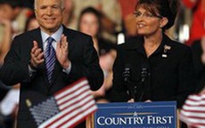 McCain được gì khi chọn Sarah Palin?